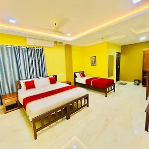 Madaparambil Residency Hotel Alwaye